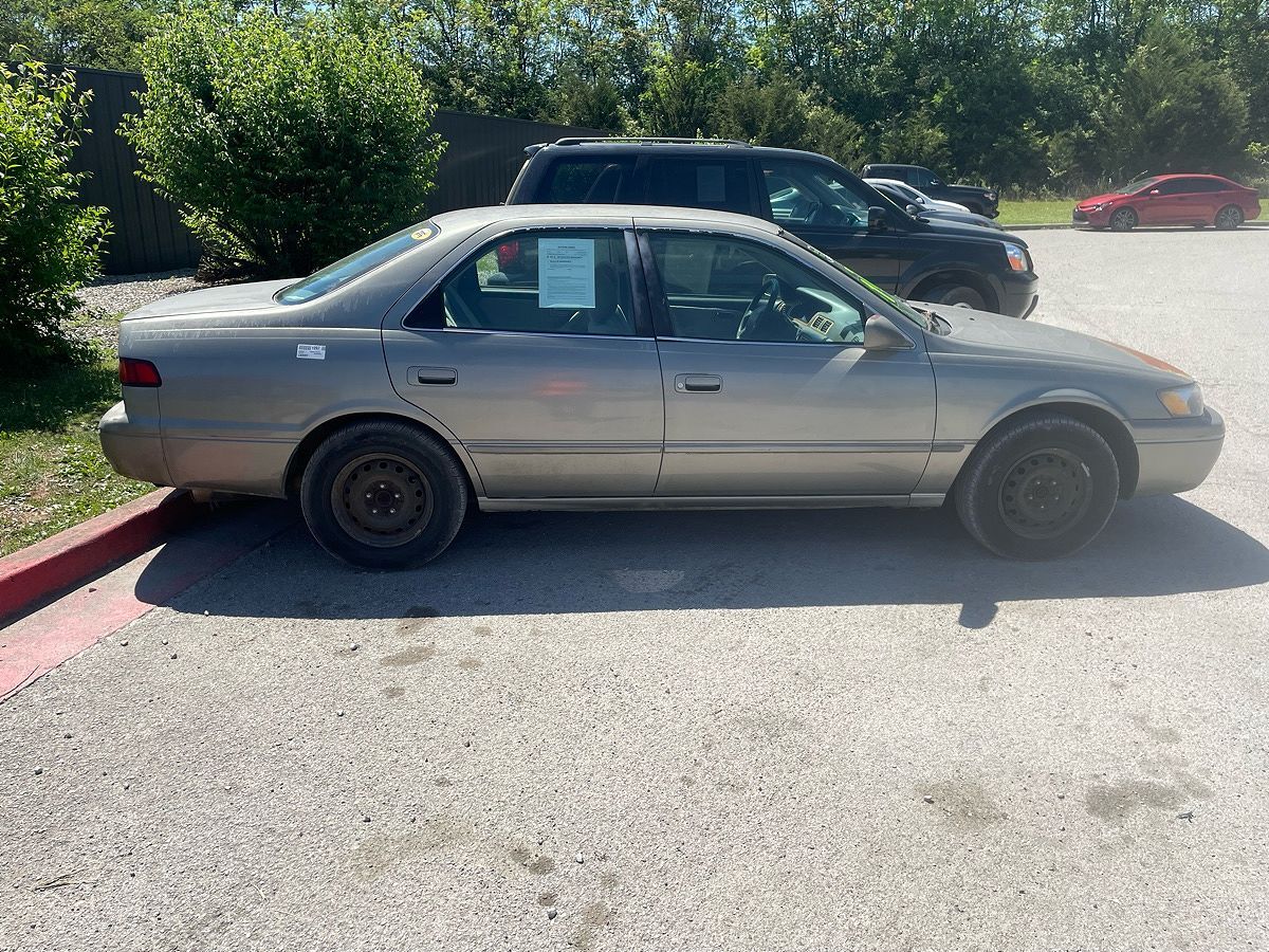 1997 TOYOTA Camry