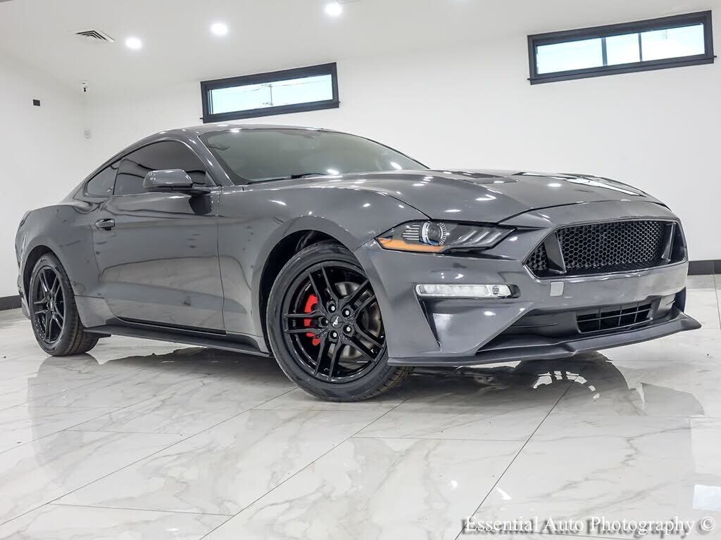 2019 FORD Mustang
