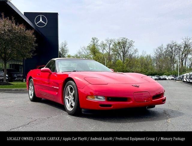 2004 CHEVROLET Corvette