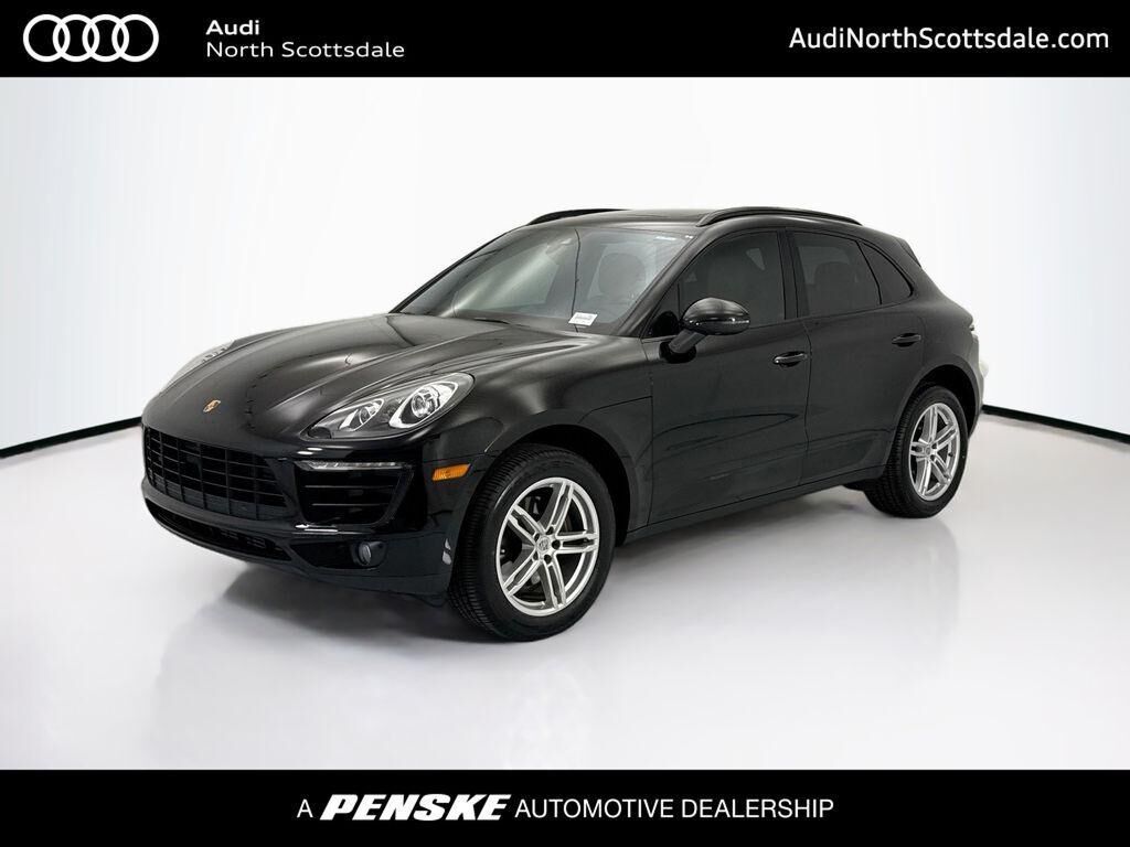 2018 PORSCHE Macan
