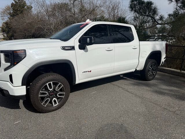 2023 GMC Sierra