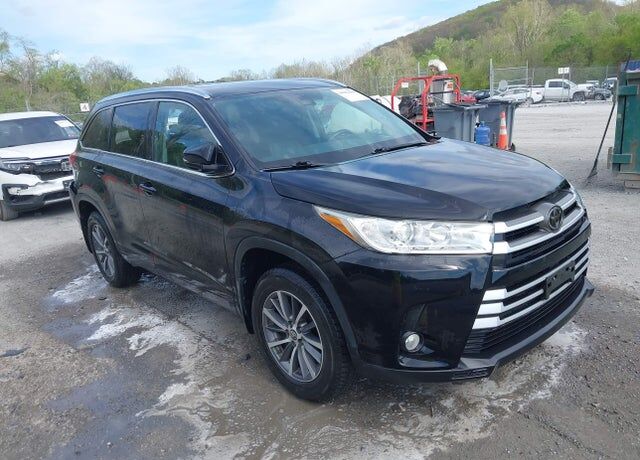 2018 TOYOTA Highlander