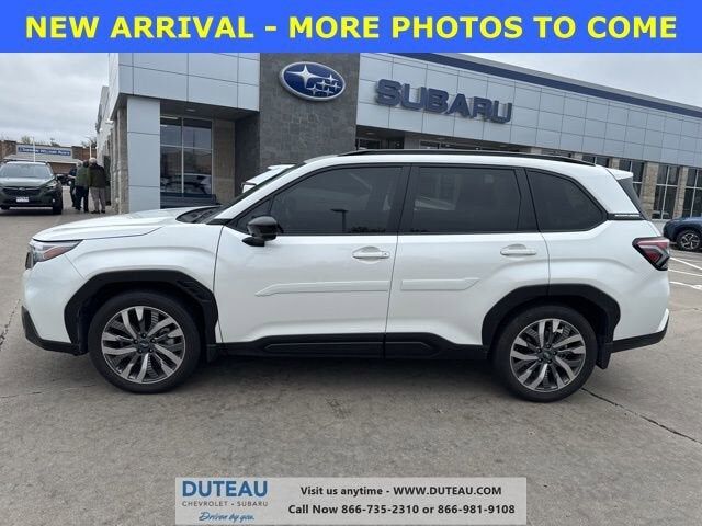 2025 SUBARU Forester