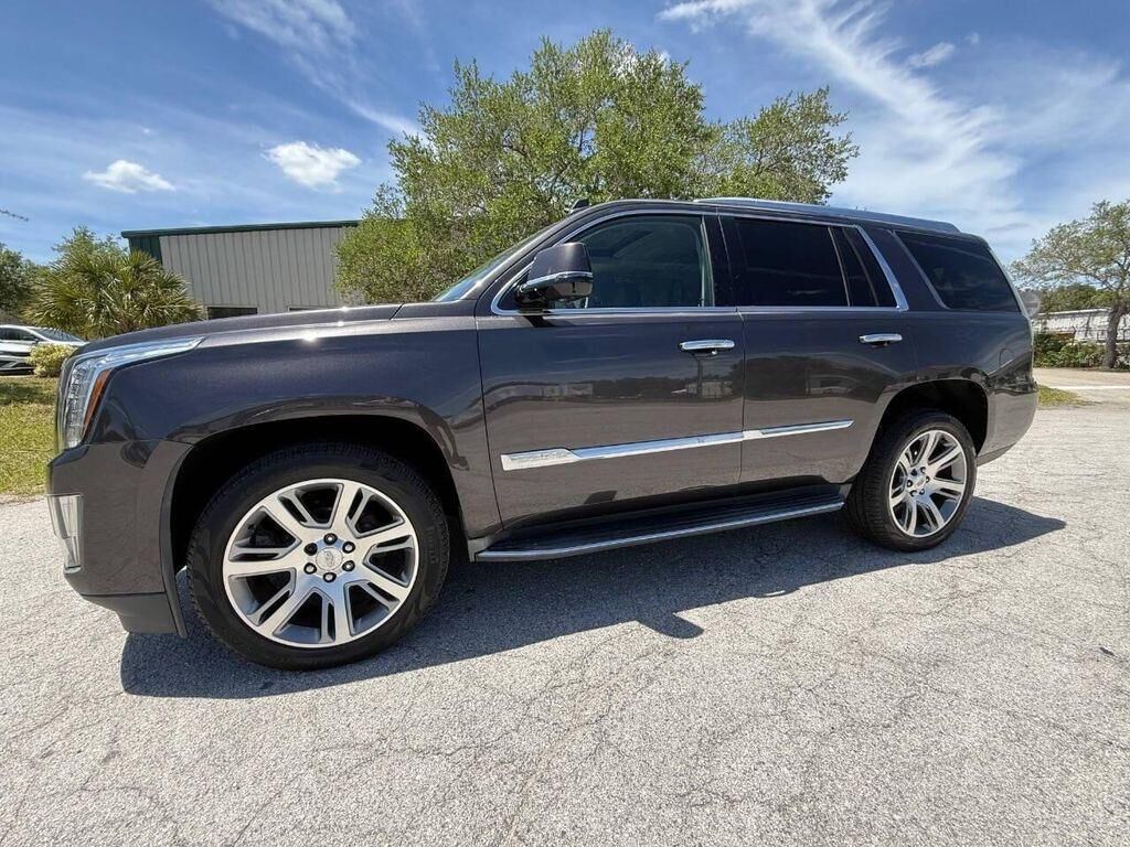 2016 CADILLAC Escalade