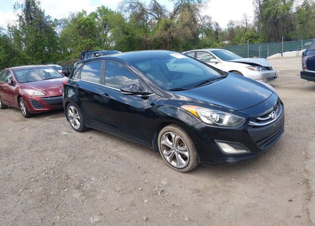 2013 HYUNDAI Elantra