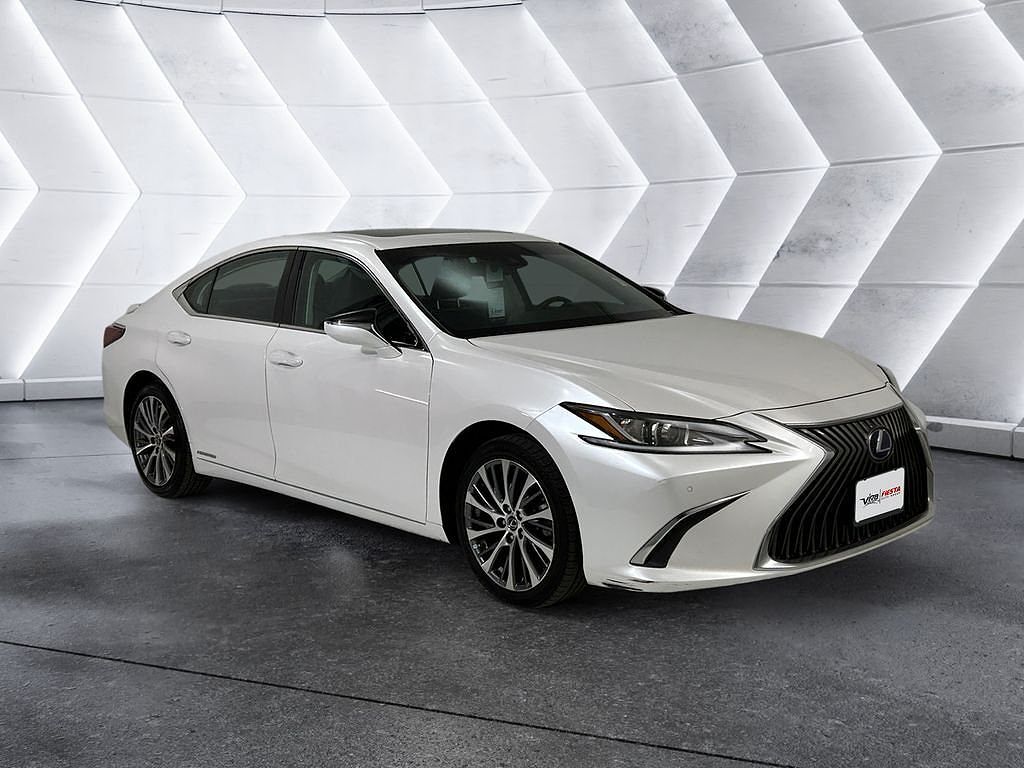 2020 LEXUS ES