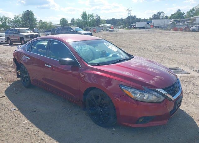 2017 NISSAN Altima