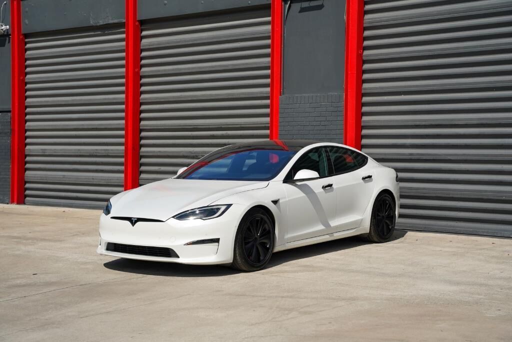 2022 TESLA Model S
