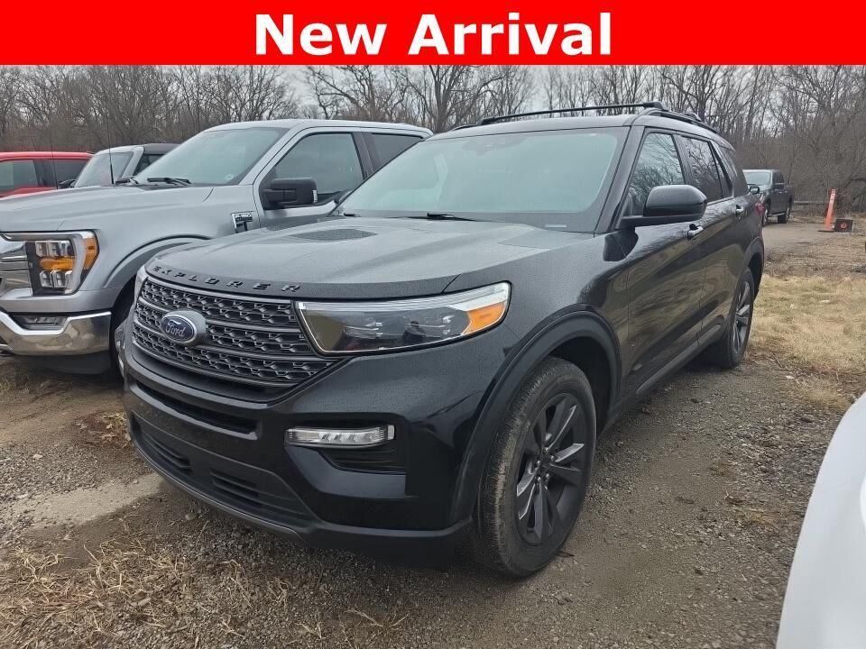 2022 FORD Explorer