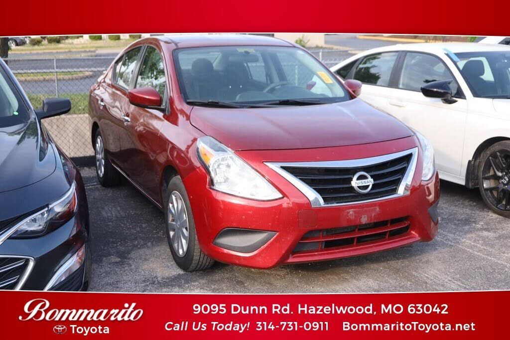 2019 NISSAN Versa