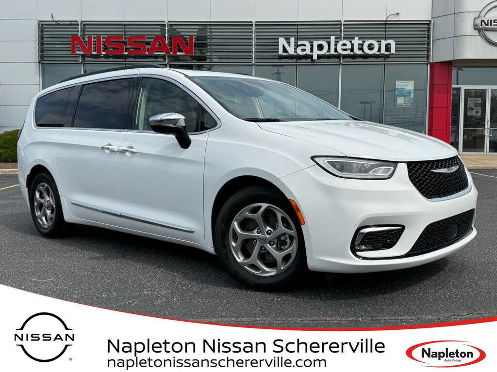 2023 CHRYSLER Pacifica