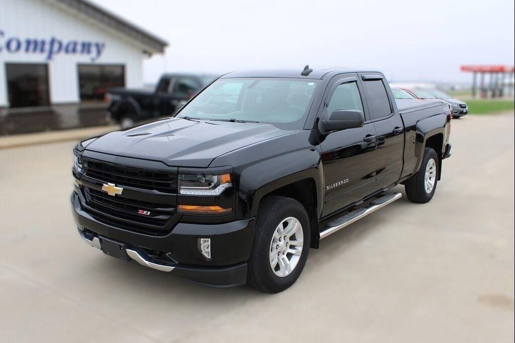 2017 CHEVROLET Silverado