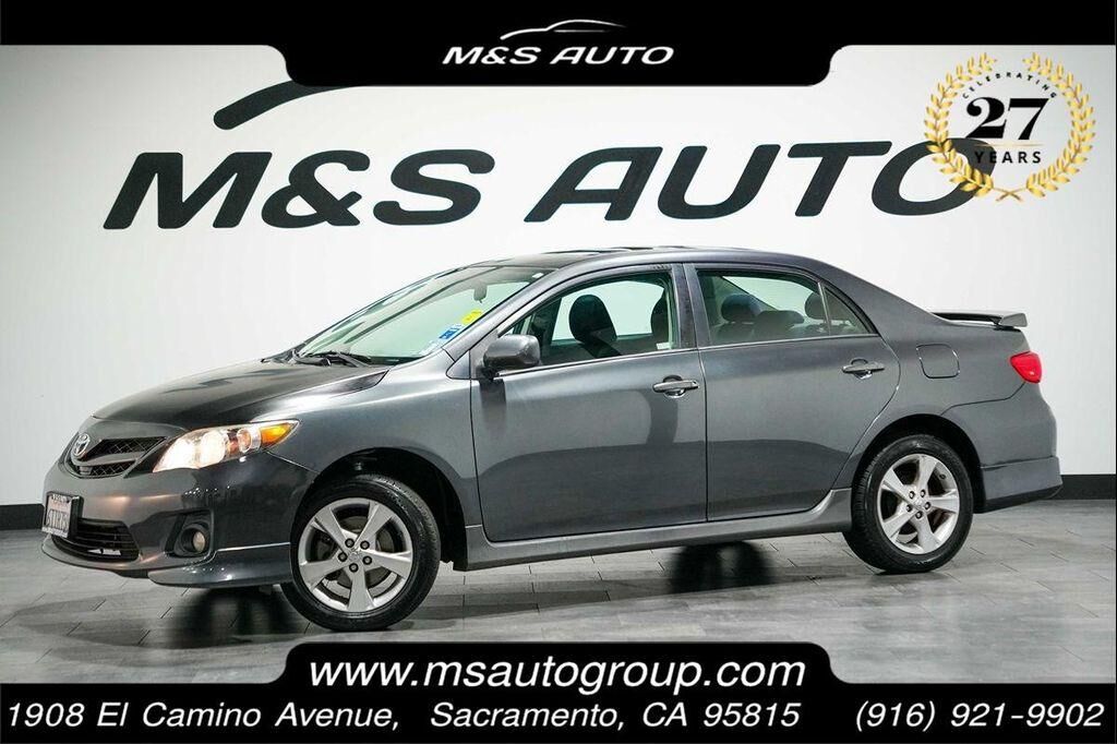 2011 TOYOTA Corolla