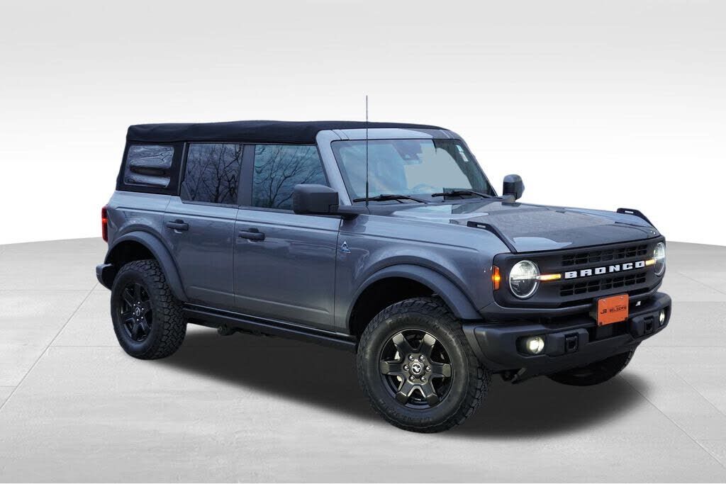 2022 FORD Bronco