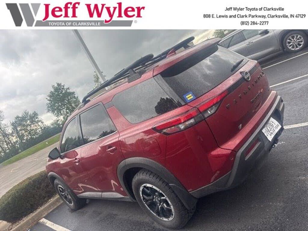 2025 NISSAN Pathfinder