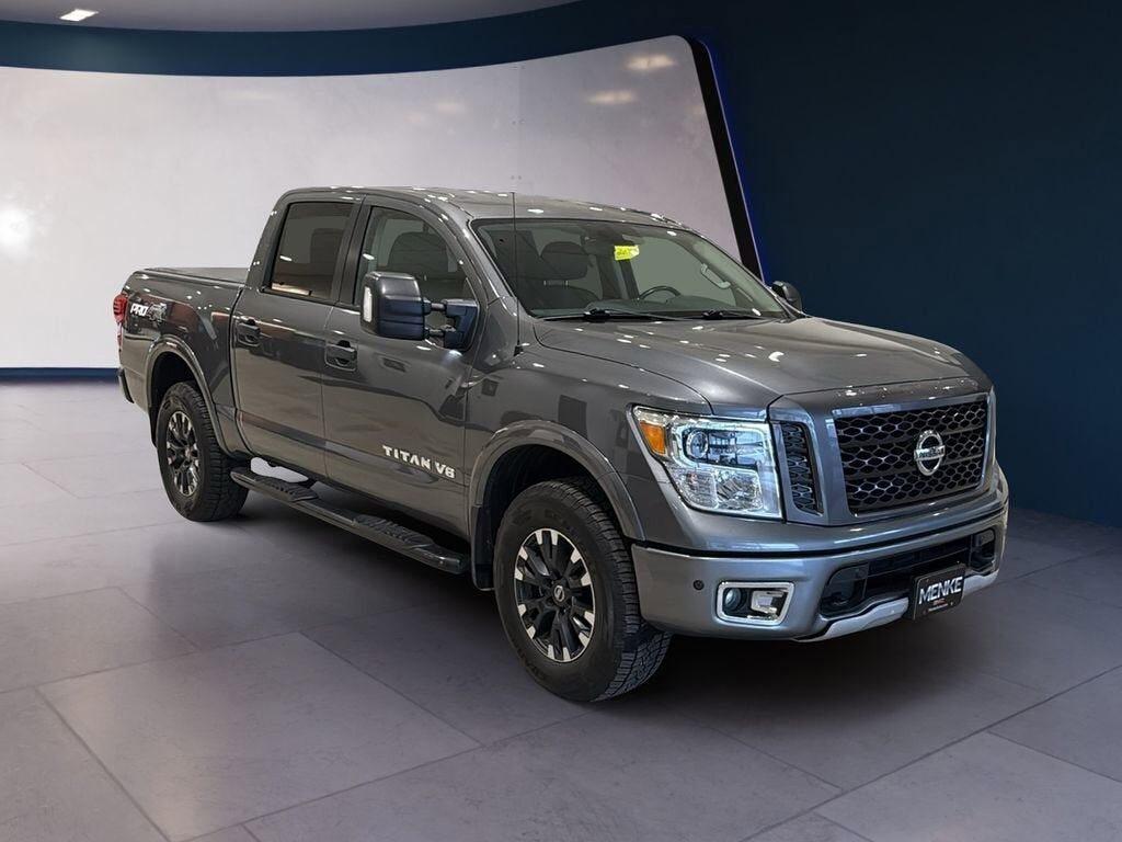 2019 NISSAN Titan