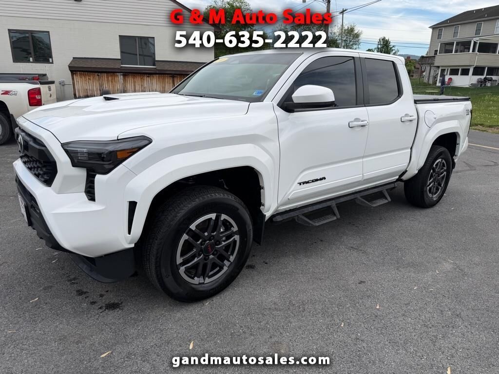 2024 TOYOTA Tacoma