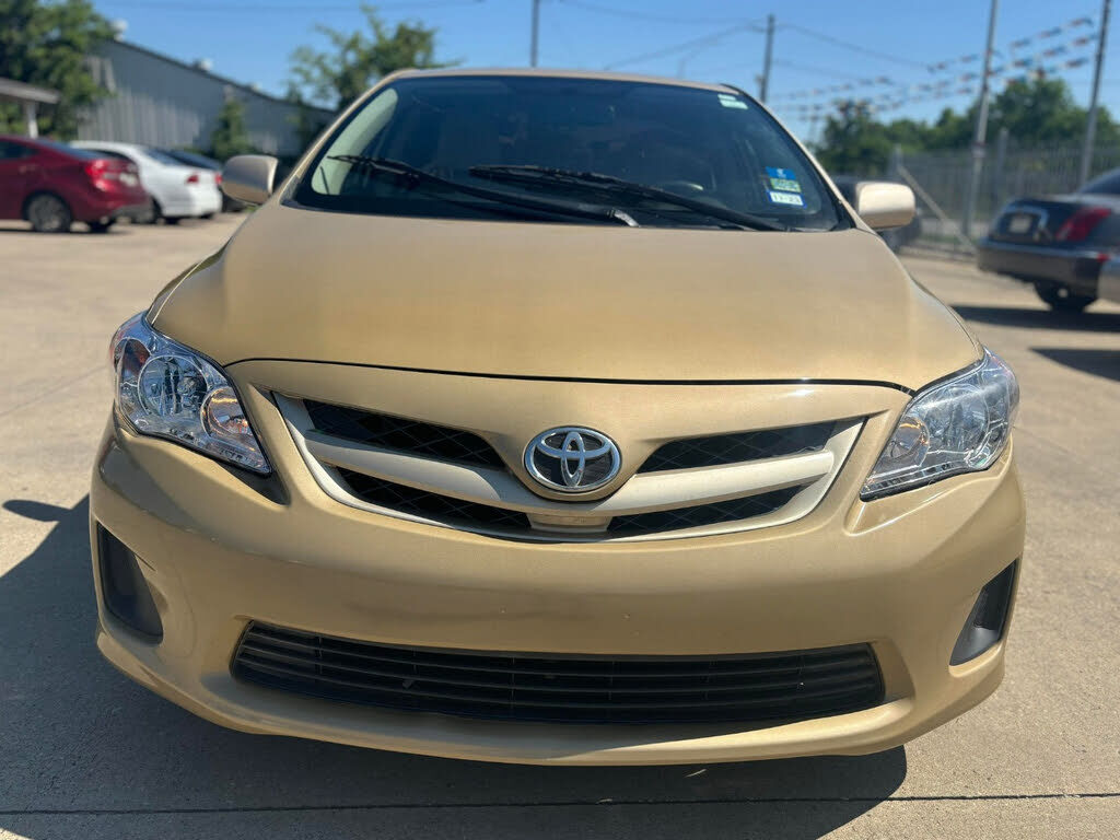 2011 TOYOTA Corolla