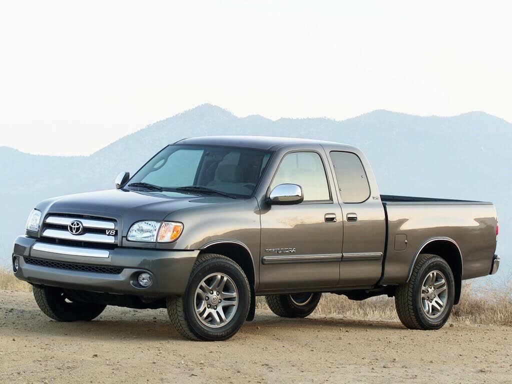 2004 TOYOTA Tundra