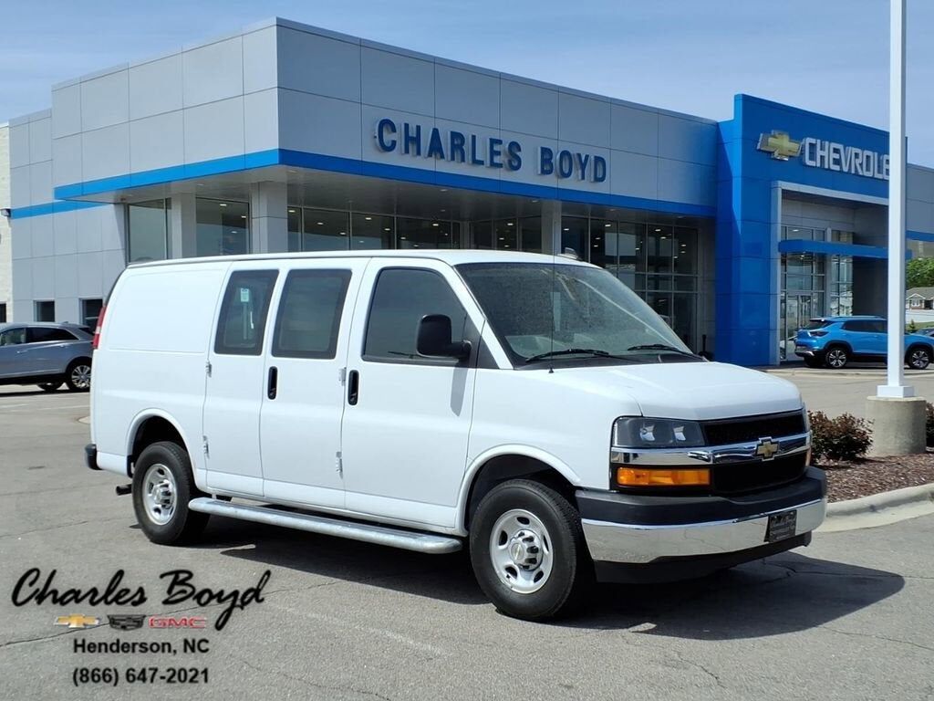 2024 CHEVROLET Express