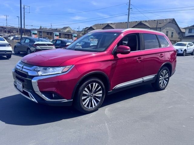 2019 MITSUBISHI Outlander