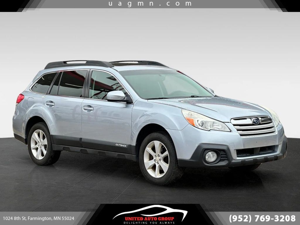 2013 SUBARU Outback