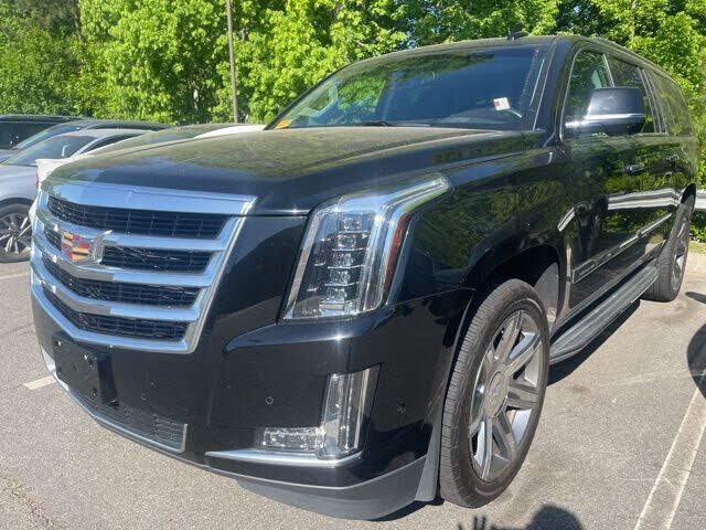 2017 CADILLAC Escalade ESV