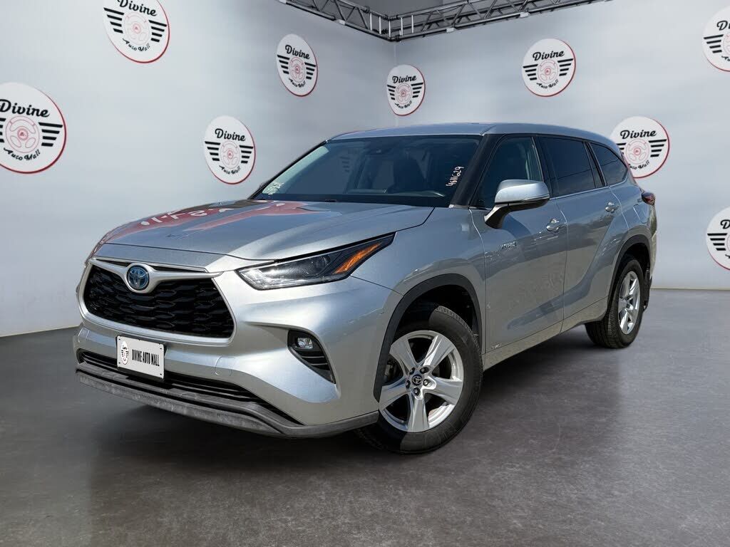 2021 TOYOTA Highlander
