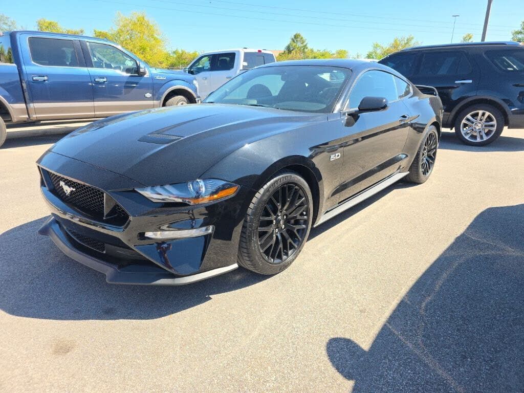 2020 FORD Mustang