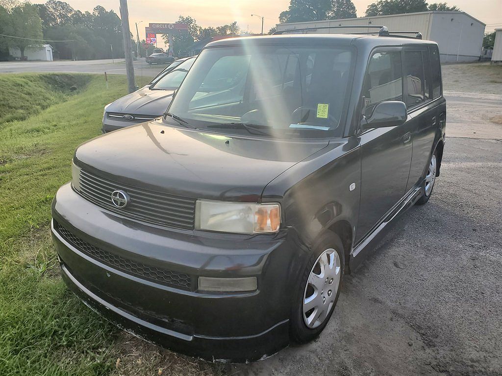 2005 TOYOTA SCION
