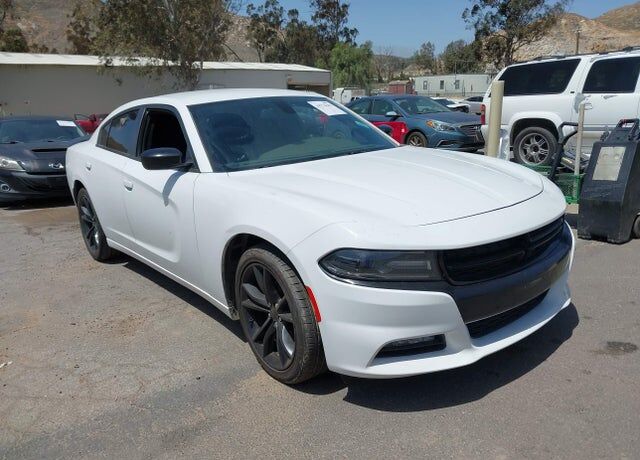 2016 DODGE Charger