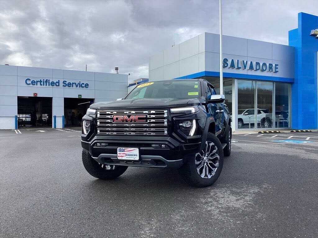 2024 GMC Canyon