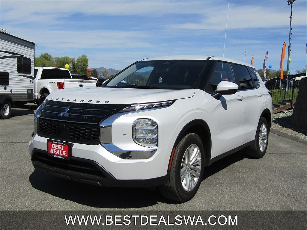 2024 MITSUBISHI Outlander