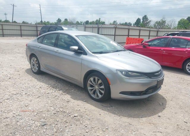 2015 CHRYSLER 200