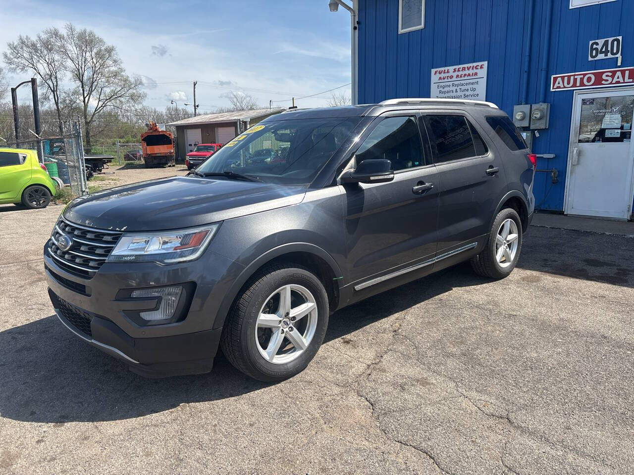 2017 FORD Explorer