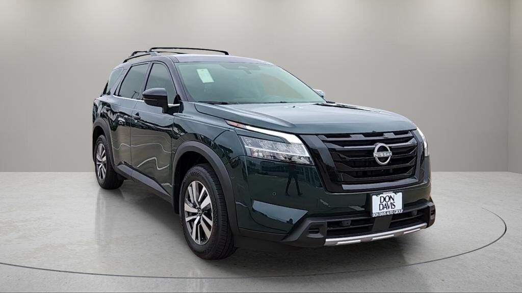 2024 NISSAN Pathfinder