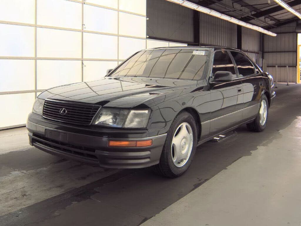 1995 LEXUS LS
