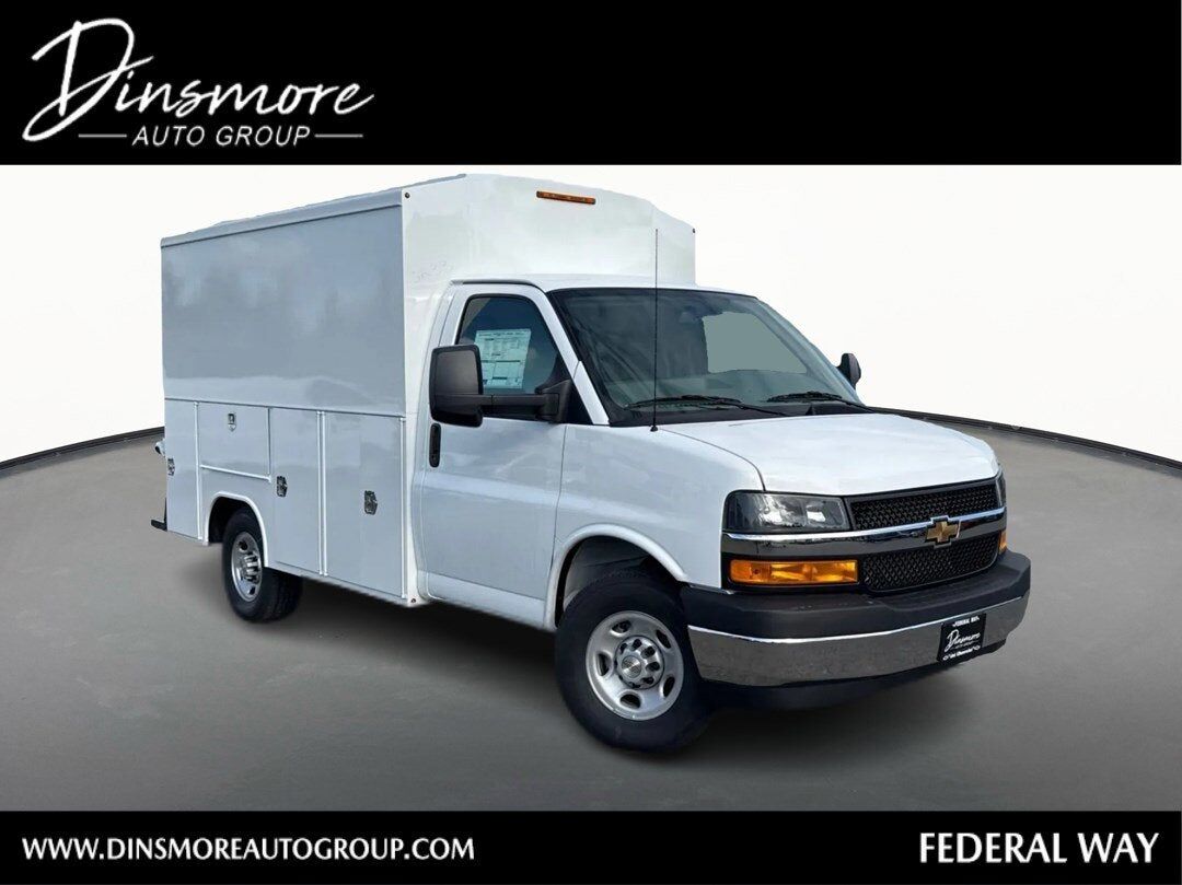2026 CHEVROLET Express