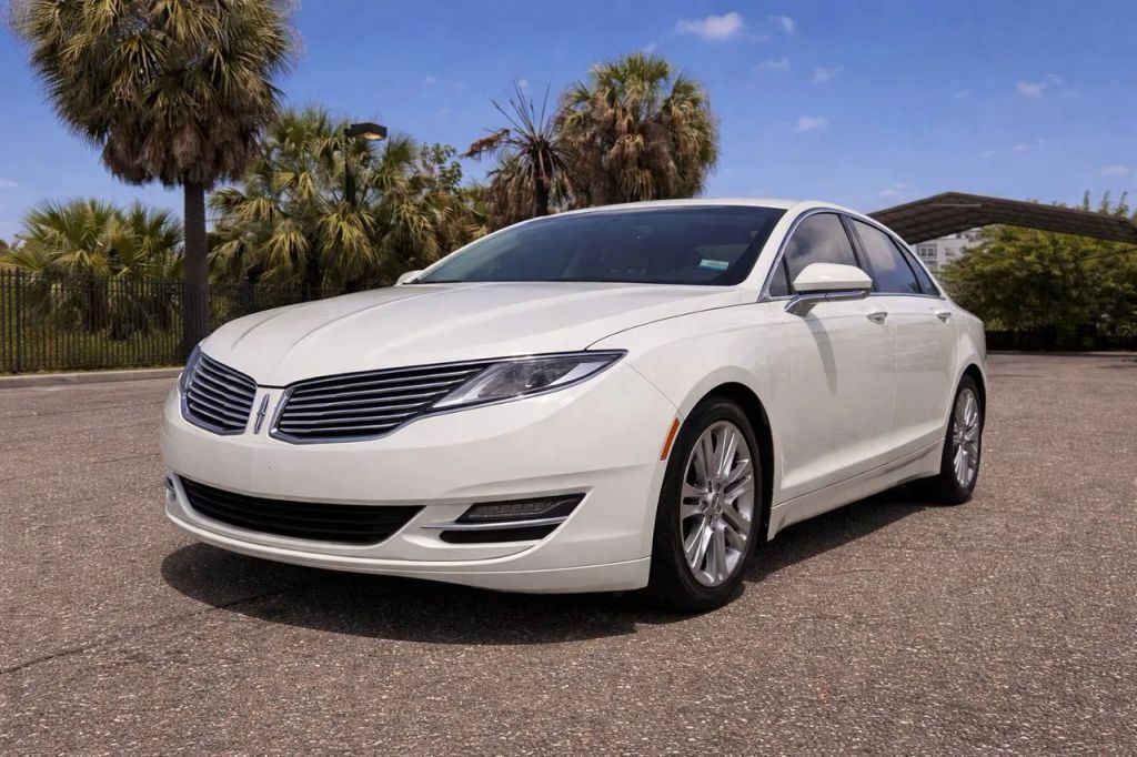 2013 LINCOLN MKZ
