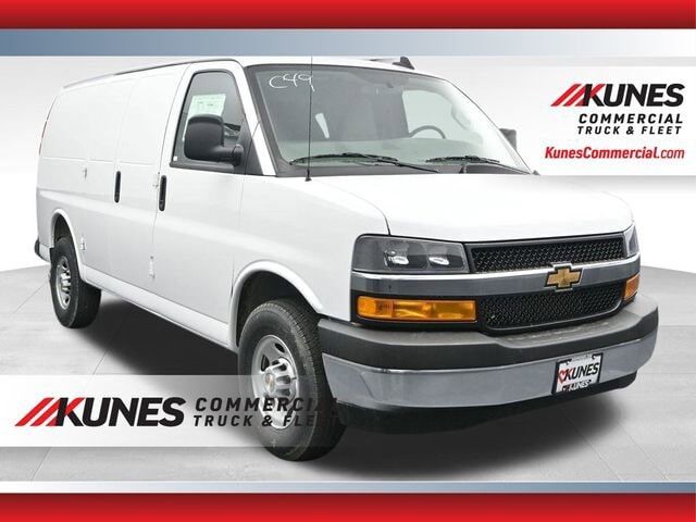 2026 CHEVROLET Express