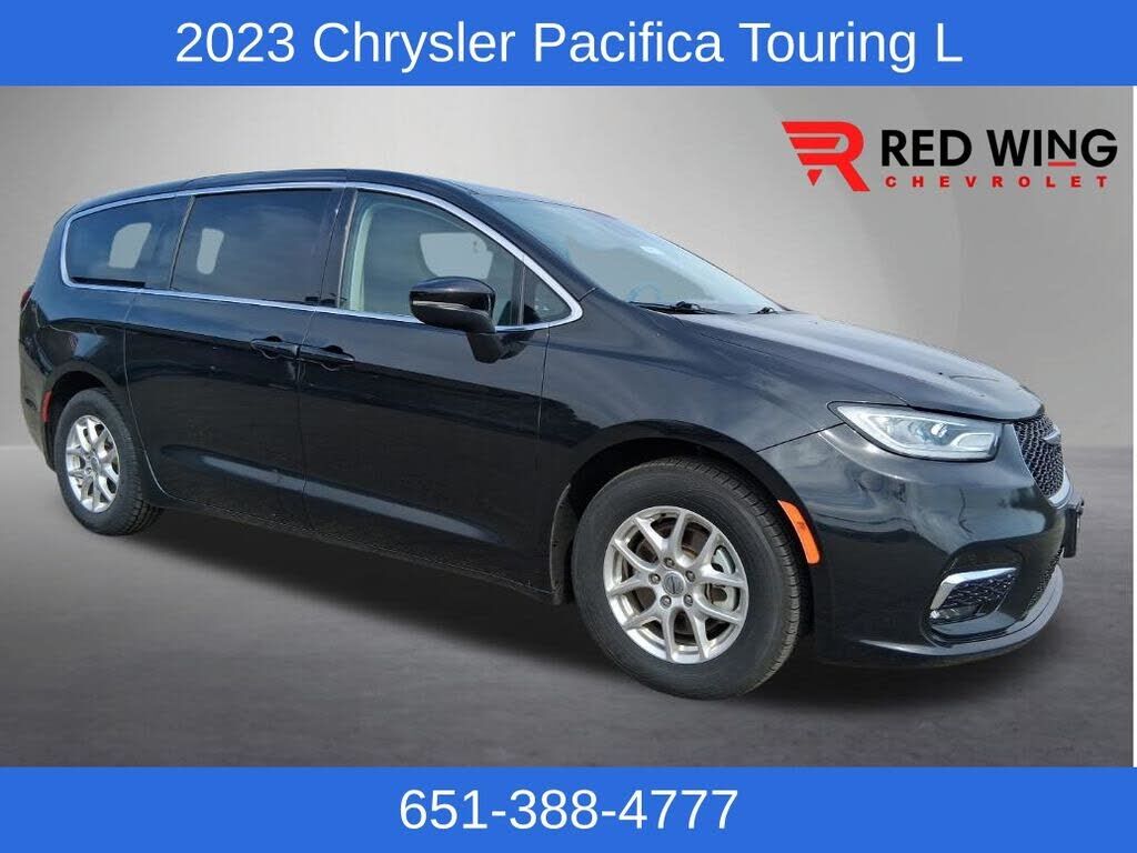 2023 CHRYSLER Pacifica