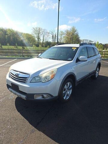 2010 SUBARU Outback