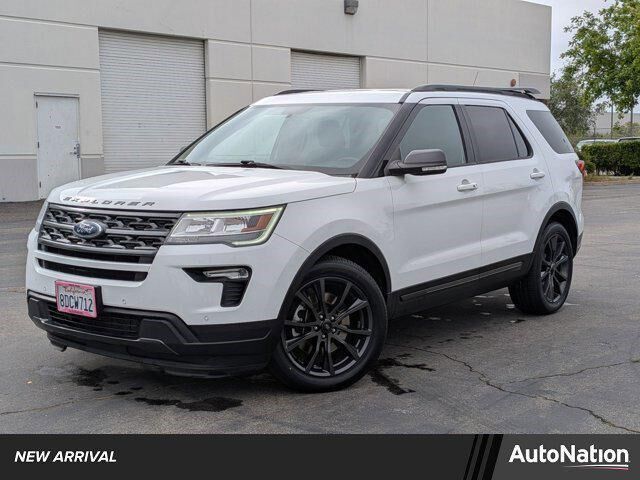 2018 FORD Explorer