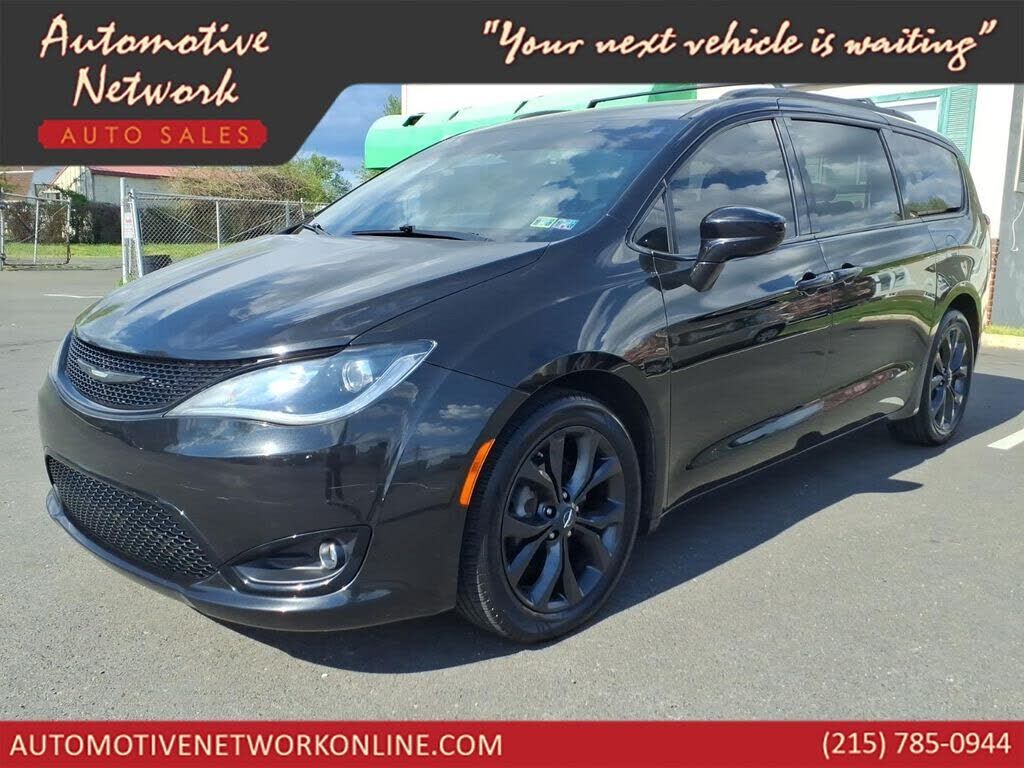 2019 CHRYSLER Pacifica