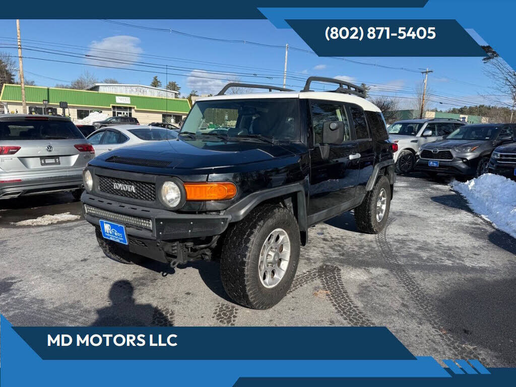 2013 TOYOTA FJ Cruiser