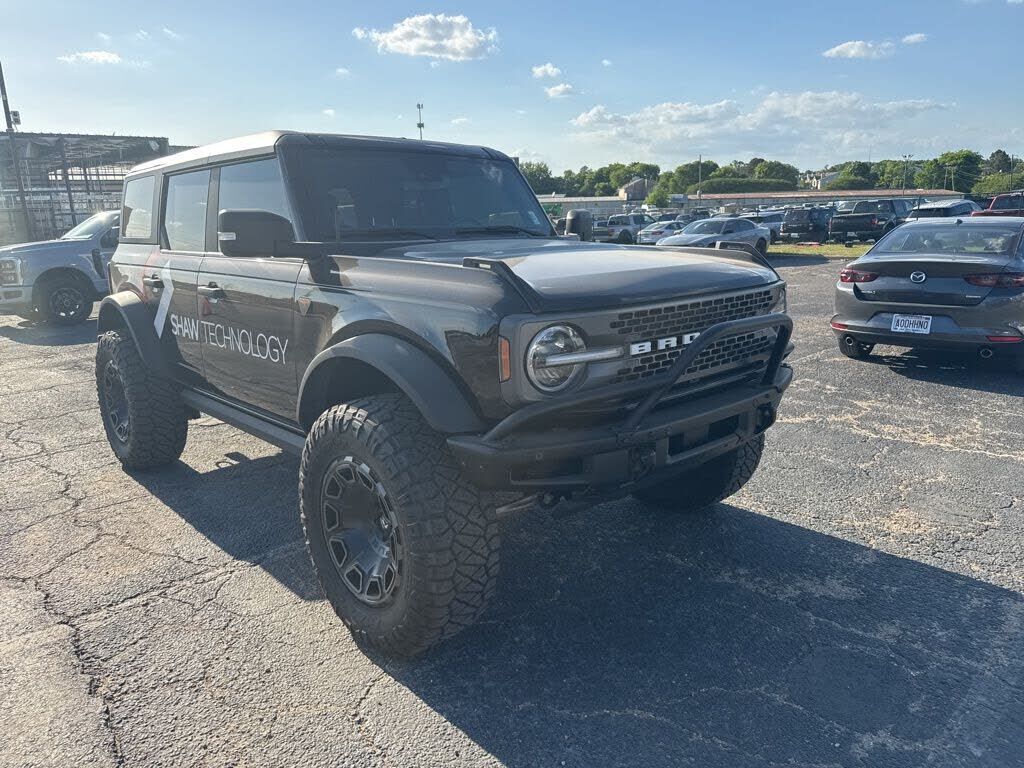 2021 FORD Bronco