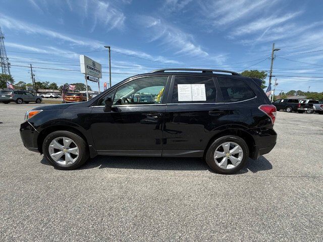 2016 SUBARU Forester