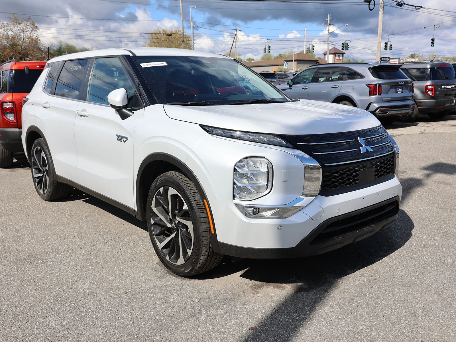 2024 MITSUBISHI Outlander