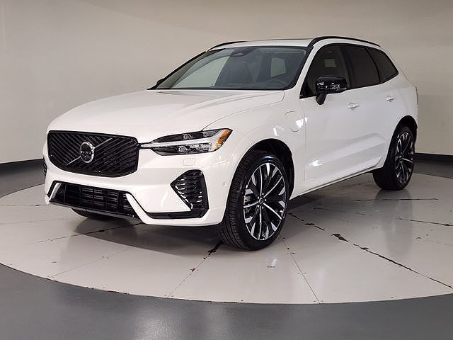 2026 VOLVO XC60