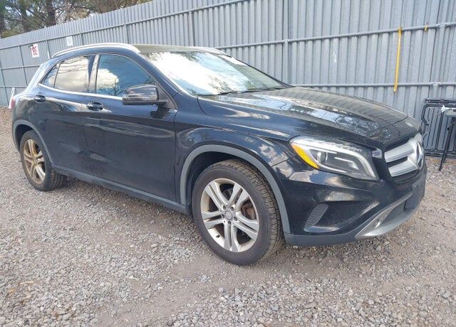 2015 MERCEDES-BENZ GLA-Class